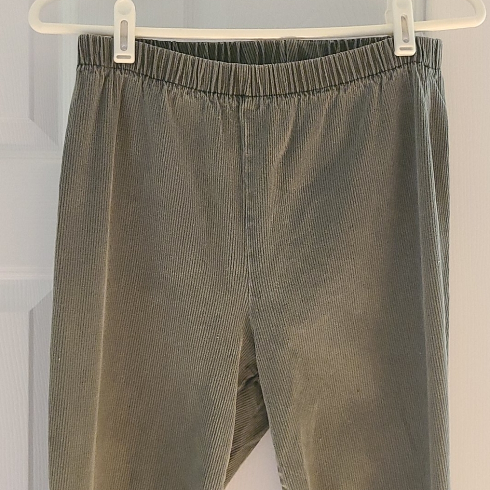 Mint green vintage stretchy pants